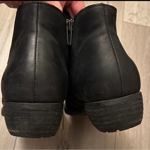 Kork-Ease Black Velma Leather Ankle Boots+Born Black Leather Ankle Boots Bundle - Picture 15 of 16